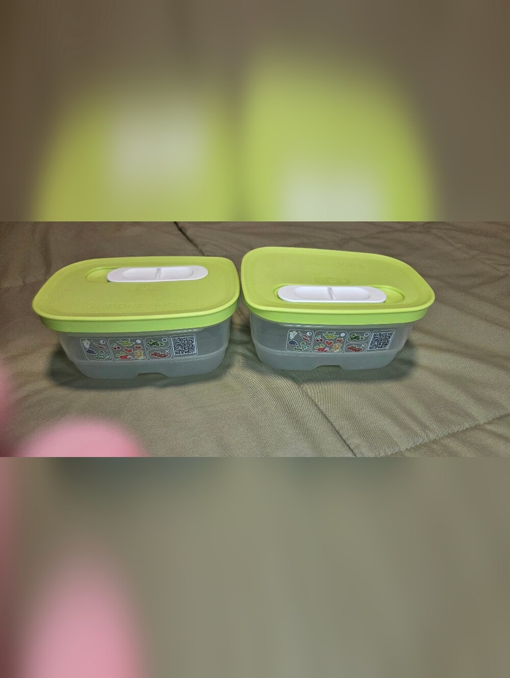 Tupperware FridgeSmart Minis Set of 2 Produce Storage Containers Green
